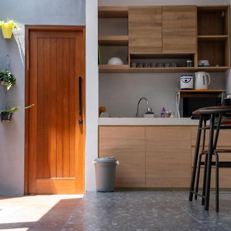 The Kamala Guest House Canggu Εξωτερικό φωτογραφία